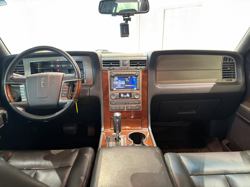 Used 2013 Lincoln Navigator 2WD w/ HD Trailer Tow Pkg image 14