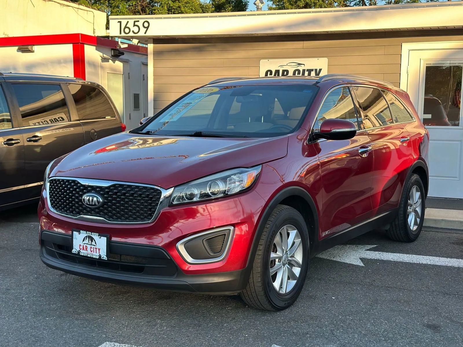 Used 2016 Kia Sorento LX w/ LX Convenience Package