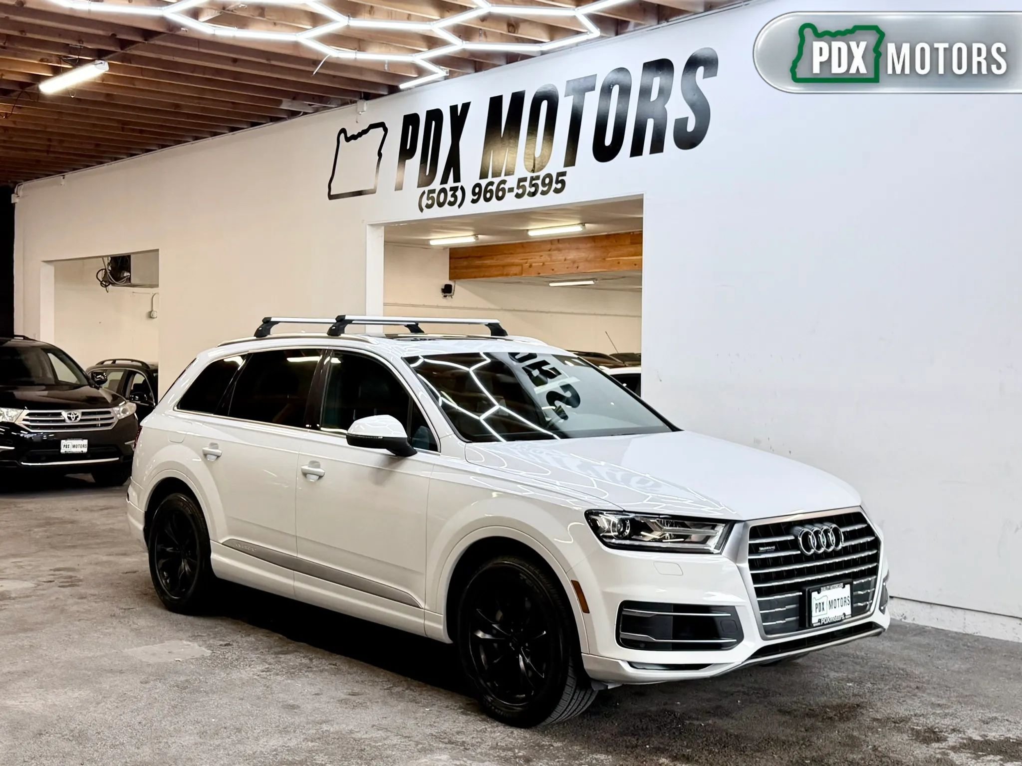 Used 2017 Audi Q7 3.0T Premium AWD/4WD image 1