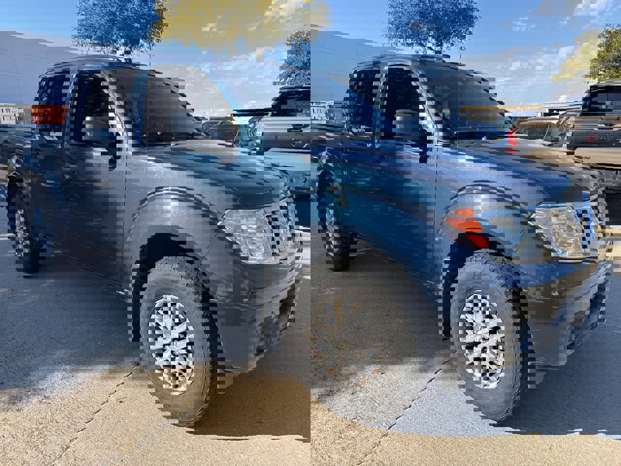 Used 2015 Nissan Frontier SV