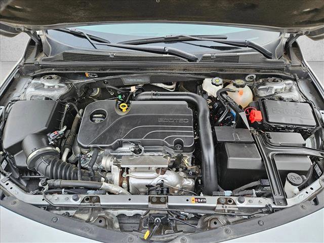 Used 2025 Chevrolet Malibu LT FWD image 22