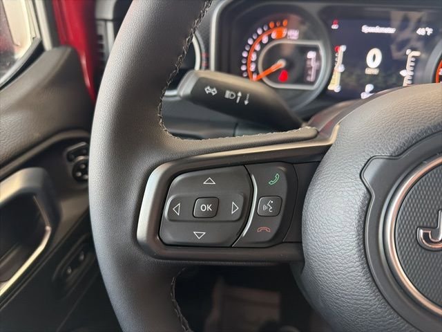 New 2026 Jeep Wrangler Unlimited Rubicon AWD/4WD image 31