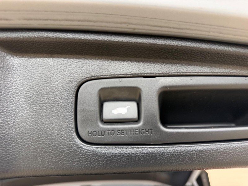 Certified 2024 Honda CR-V Sport Touring image 5