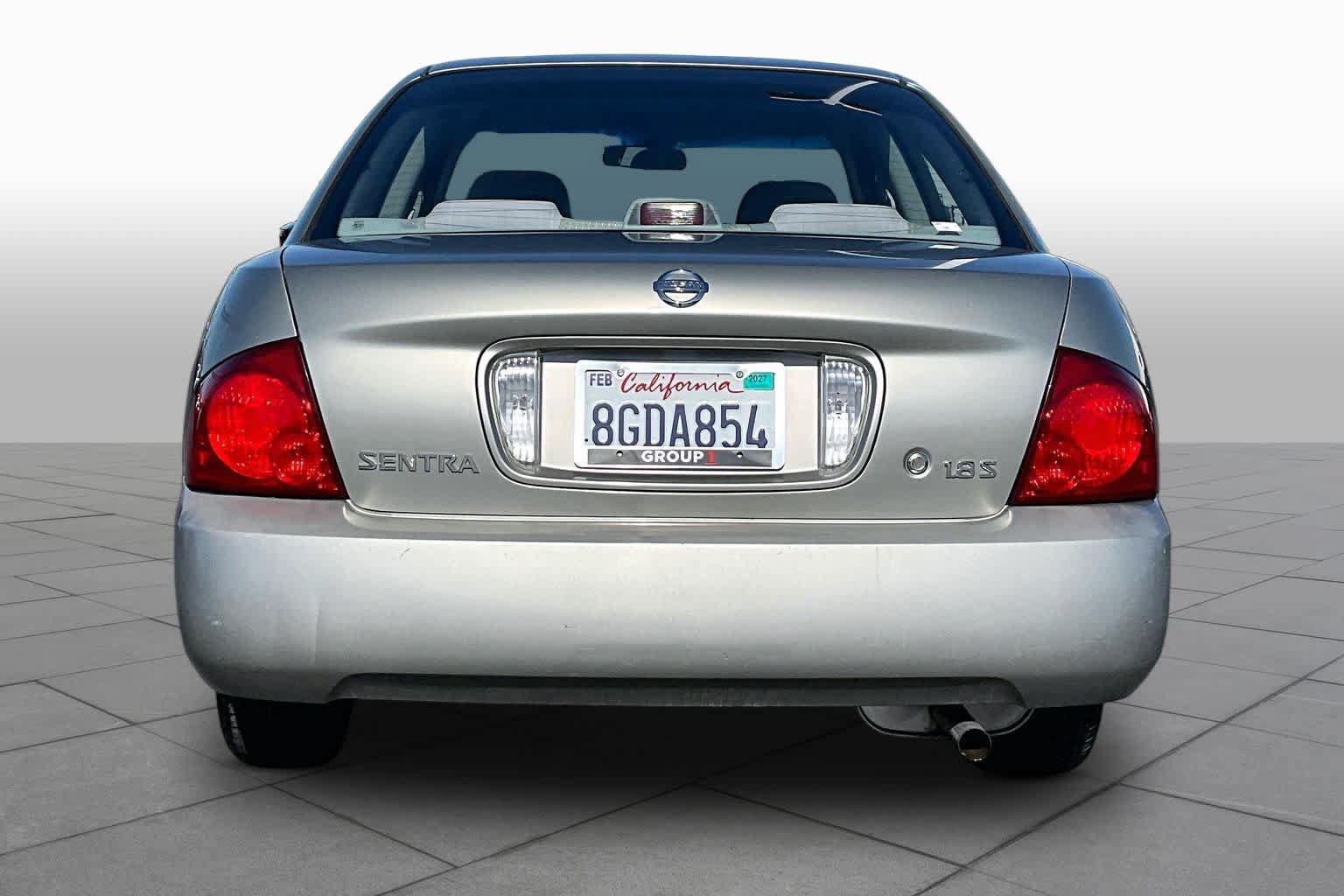 Used 2004 Nissan Sentra S FWD image 4