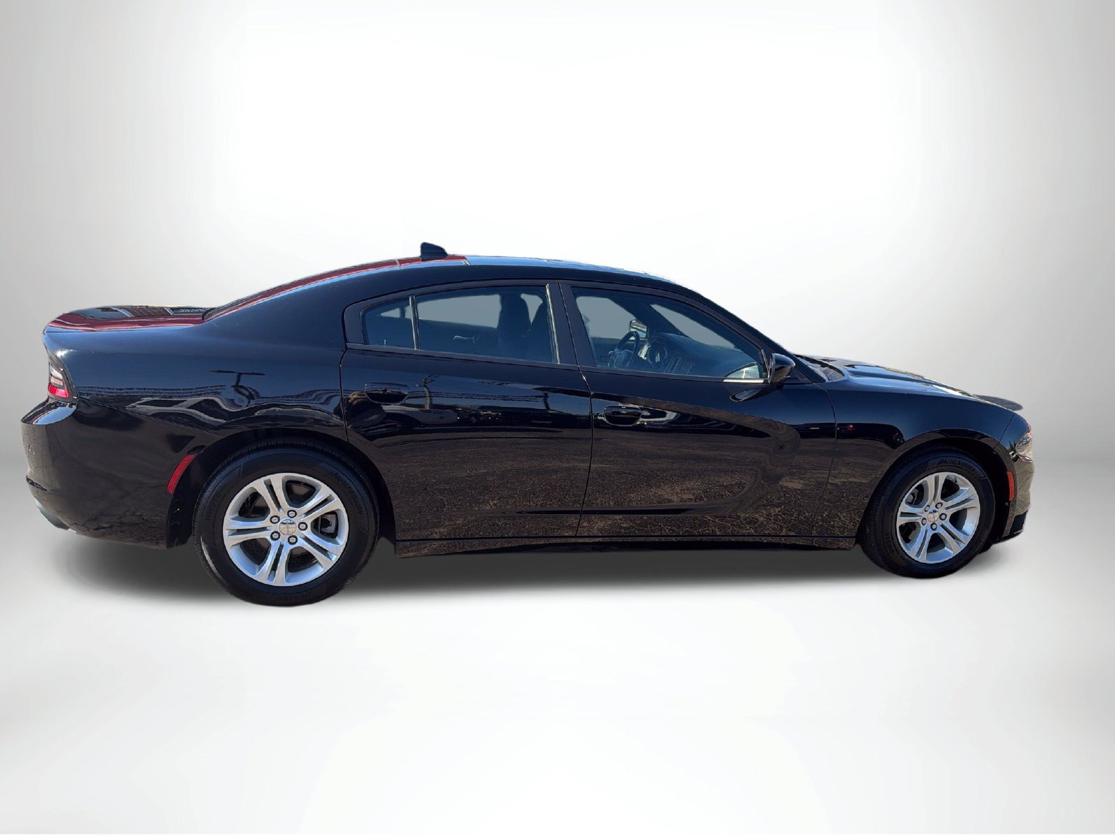 Used 2023 Dodge Charger SXT w/ Cold Weather Package RWD image 8