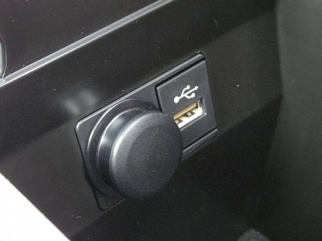 New 2025 Lexus UX 300h AWD image 16