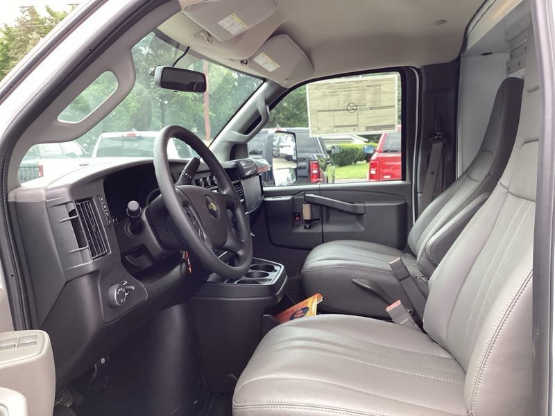New 2026 Chevrolet Express 3500 w/ Power Convenience Package RWD image 18