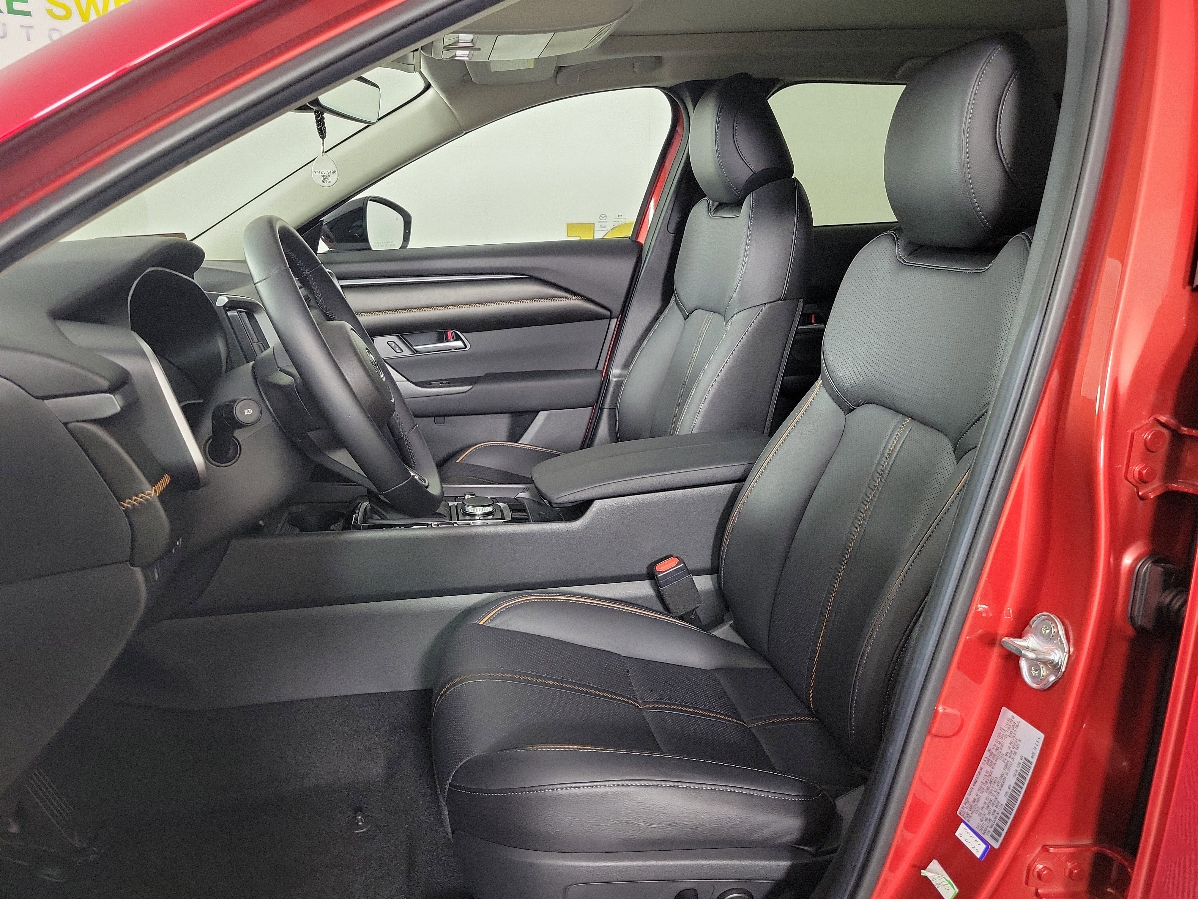 Certified 2025 MAZDA CX-50 AWD 2.5 Hybrid w/ Weather Package image 11