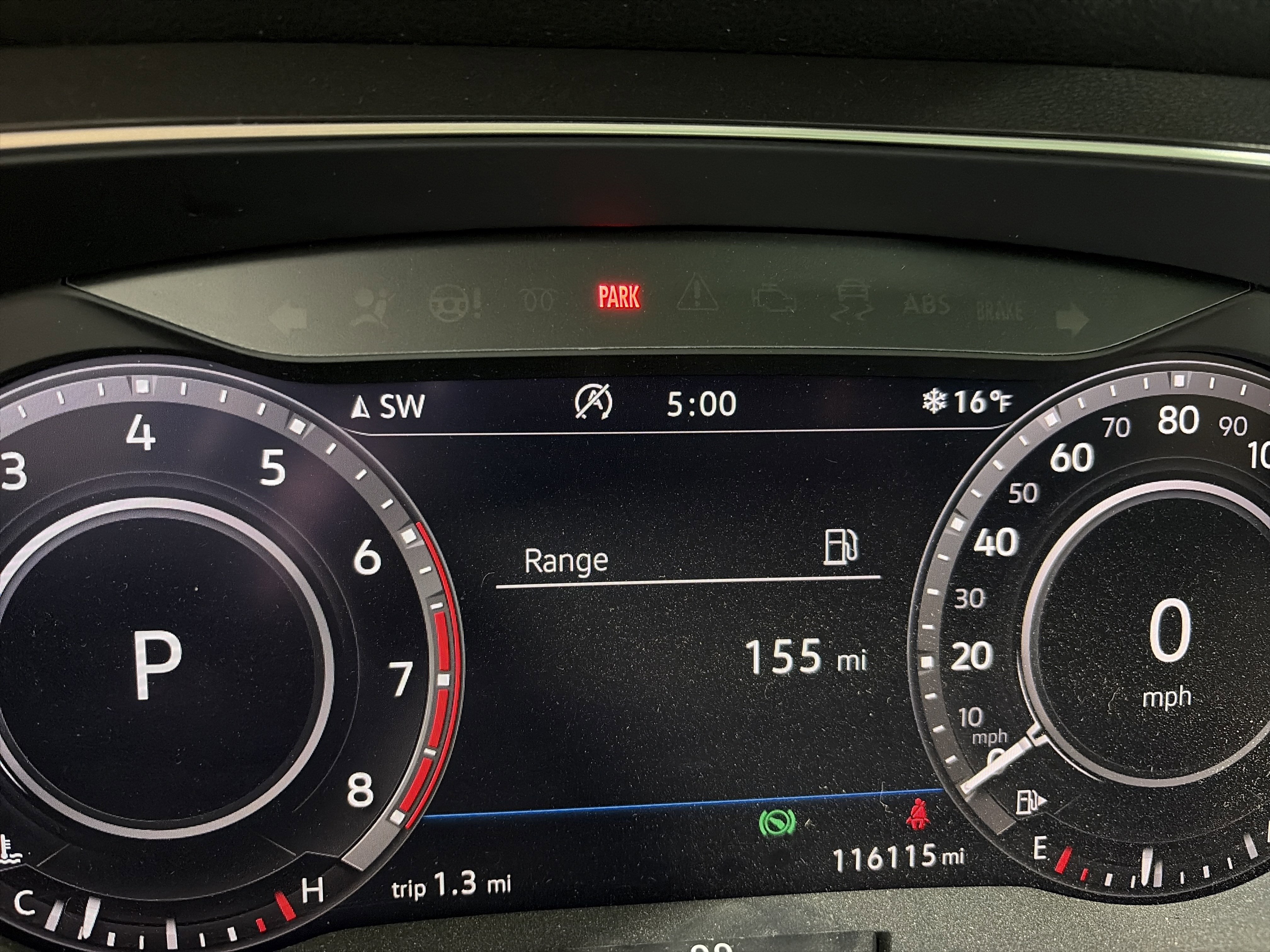 Used 2019 Volkswagen Tiguan SEL Premium image 32