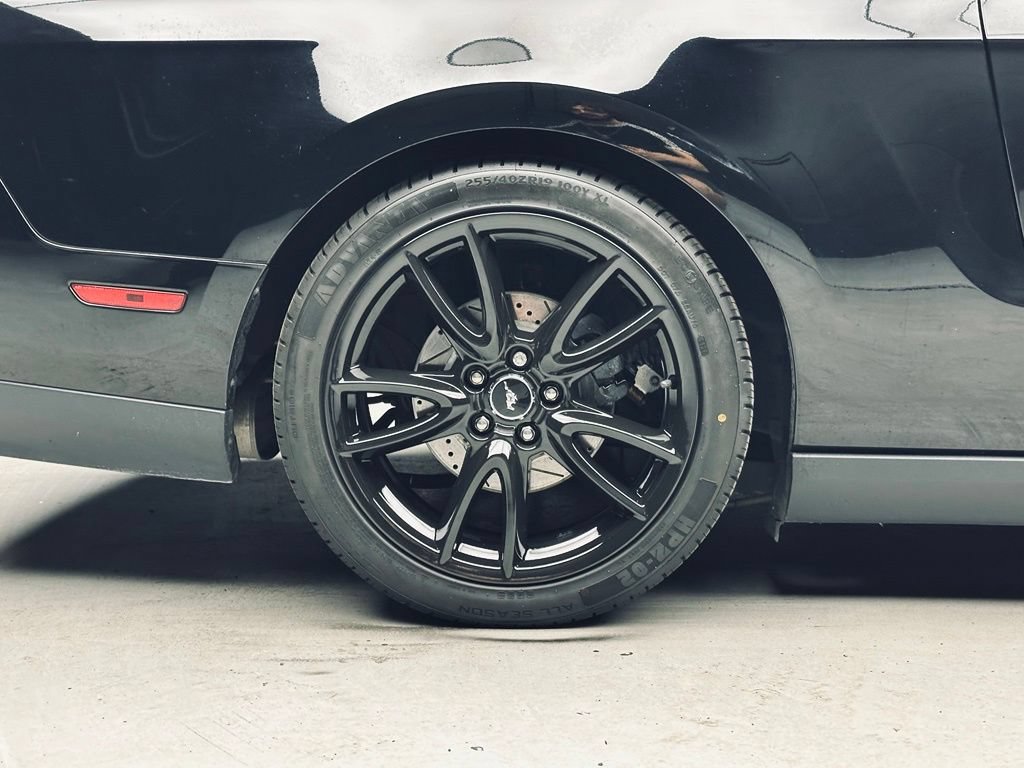 Used 2012 Ford Mustang GT w/ Electronics Pkg RWD image 35