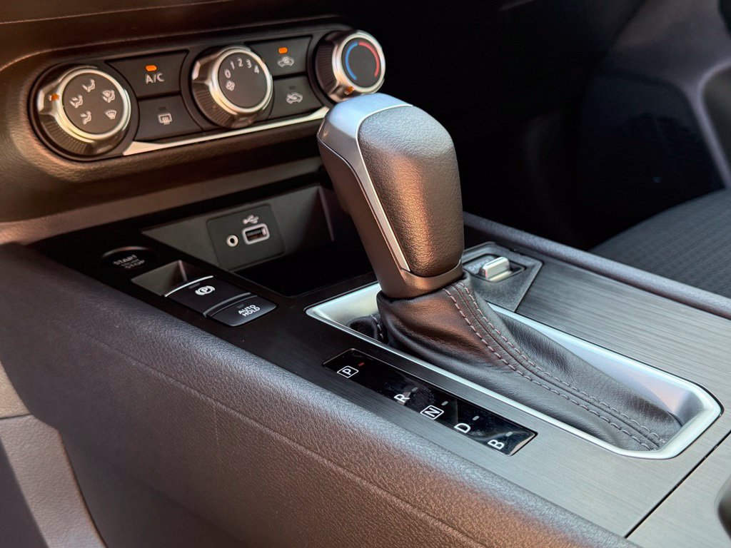 Certified 2025 Nissan Kicks S AWD/4WD image 19