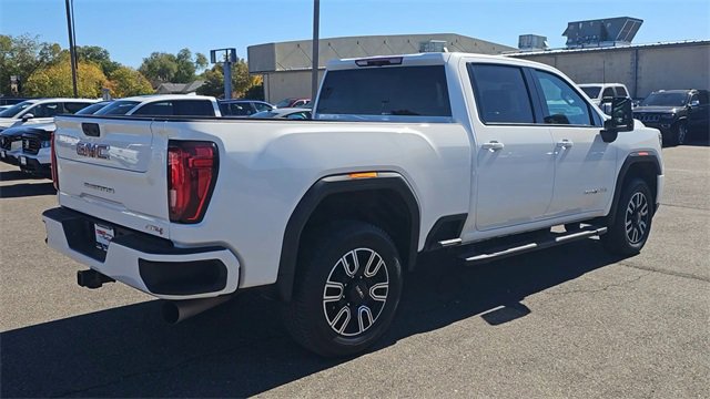 Used 2023 GMC Sierra 2500 AT4 w/ Gooseneck/5TH Wheel Package image 8