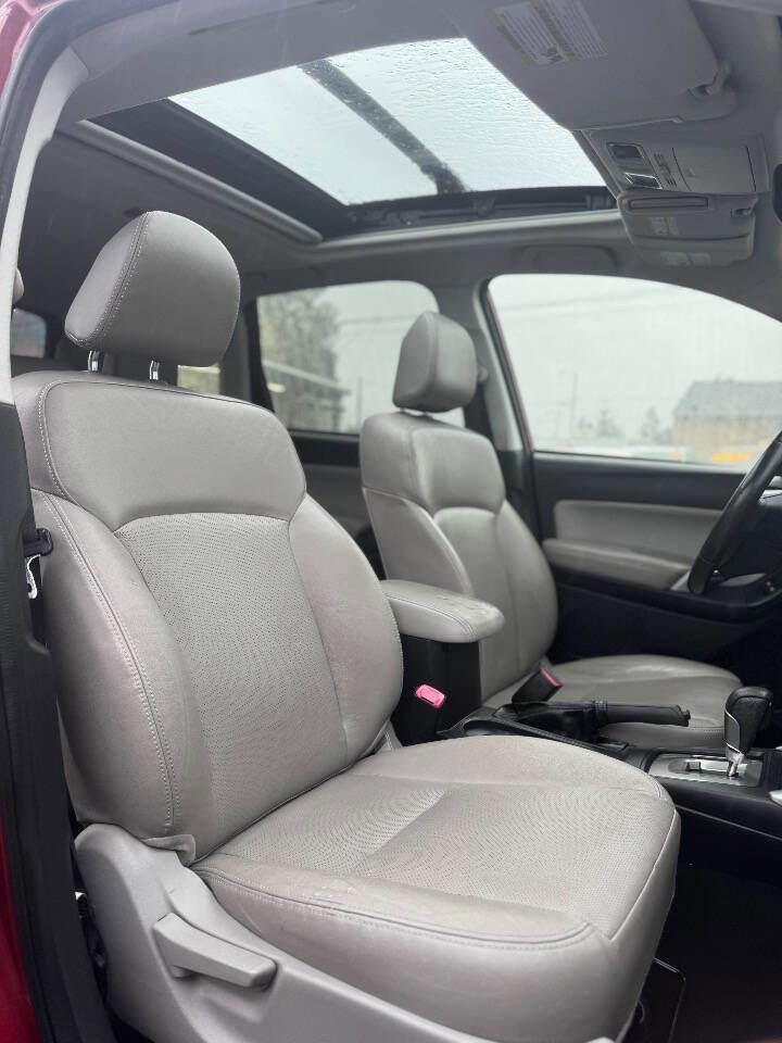 Used 2014 Subaru Forester 2.5i Limited image 7