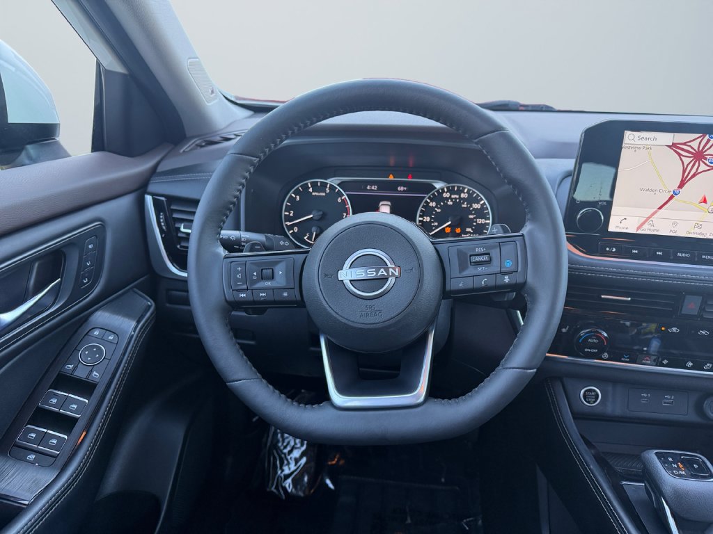 Used 2023 Nissan Rogue SL w/ SL Premium Package AWD/4WD image 12