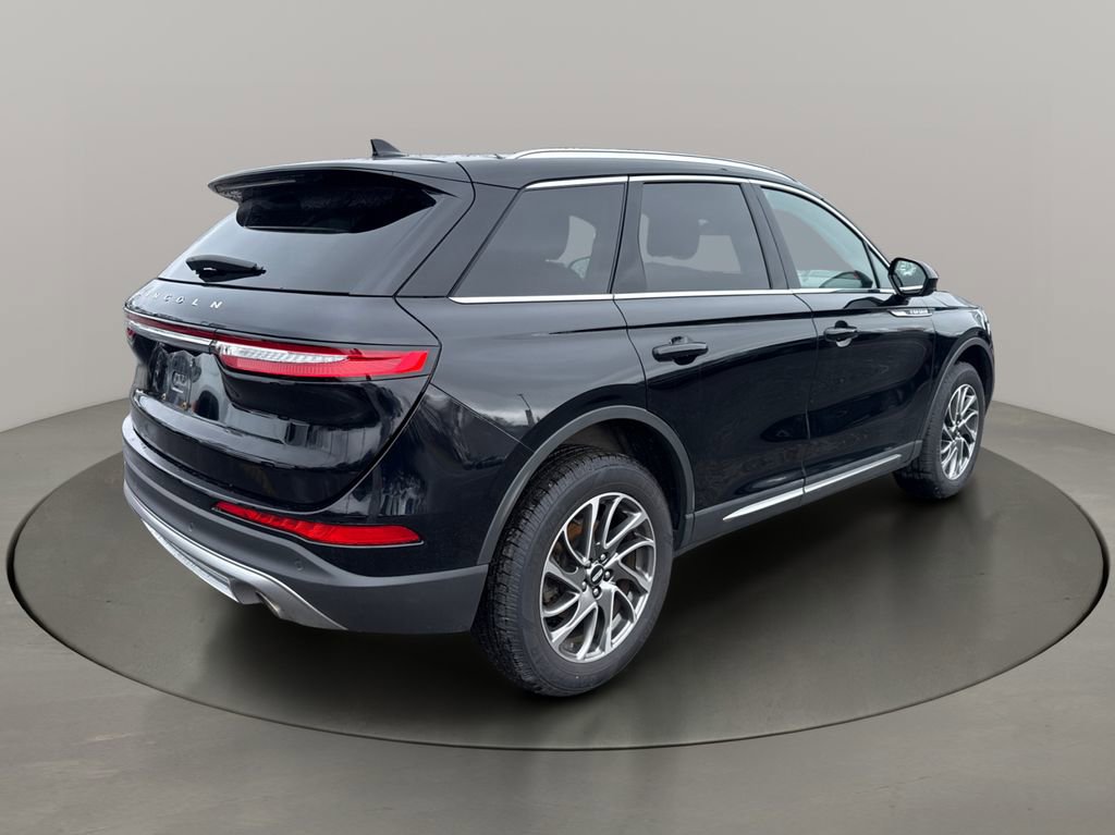 Used 2022 Lincoln Corsair AWD w/ Equipment Group 101A image 7