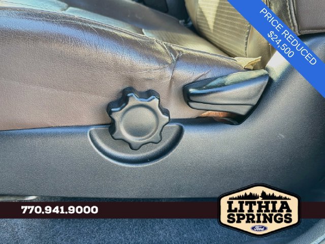Used 2016 Toyota Tacoma Limited w/ Towing Package RWD image 23