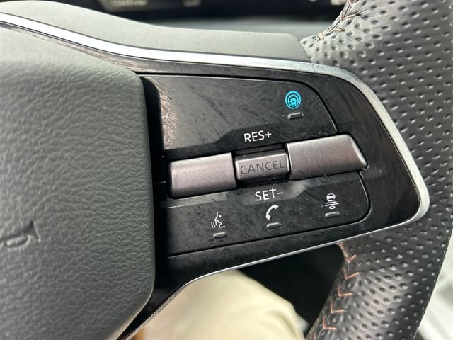 Used 2023 Nissan Ariya AWD image 15