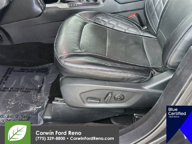 Used 2019 Ford Explorer Platinum AWD/4WD image 22