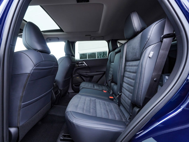 New 2026 Mitsubishi Outlander SE FWD image 37