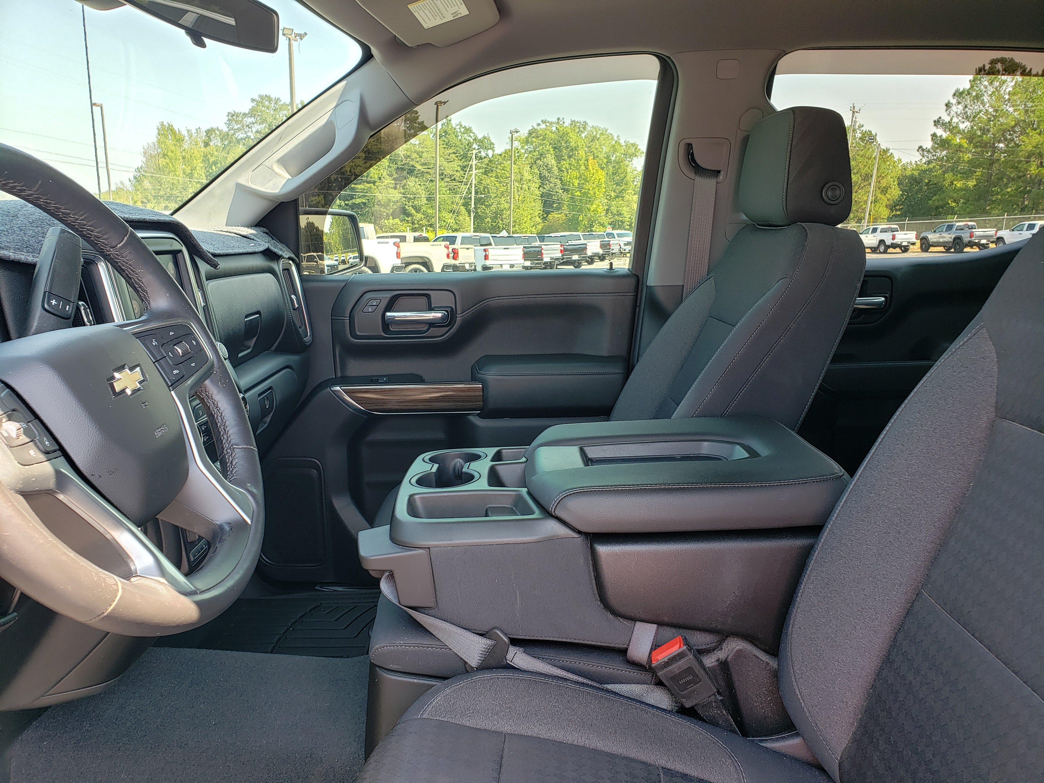 Used 2019 Chevrolet Silverado 1500 LT w/ All-Star Edition AWD/4WD image 22