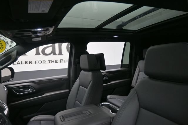 Used 2024 Chevrolet Suburban Z71 w/ Off-Road Capability Package AWD/4WD image 17