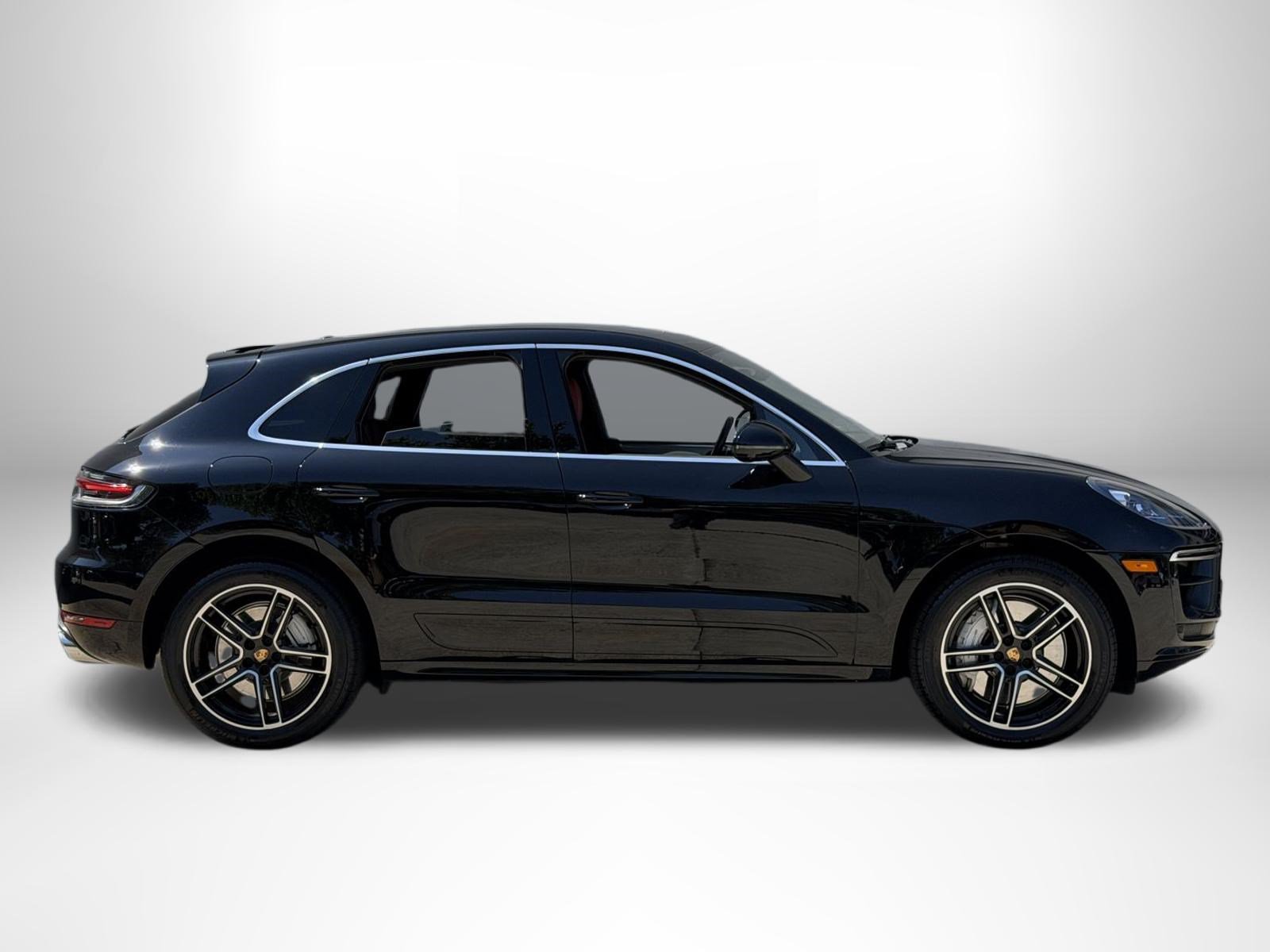 Used 2021 Porsche Macan Turbo AWD/4WD image 2