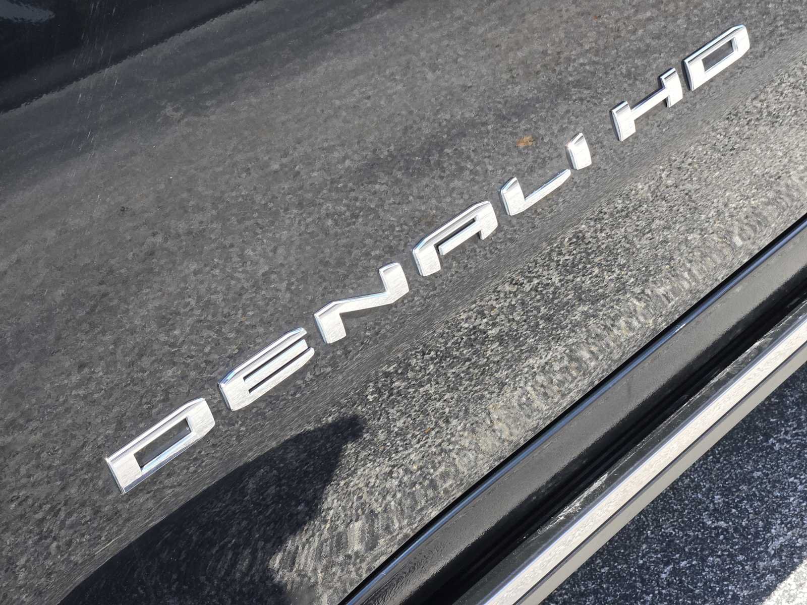 Certified 2025 GMC Sierra 3500 Denali w/ Denali Reserve Package AWD/4WD image 12