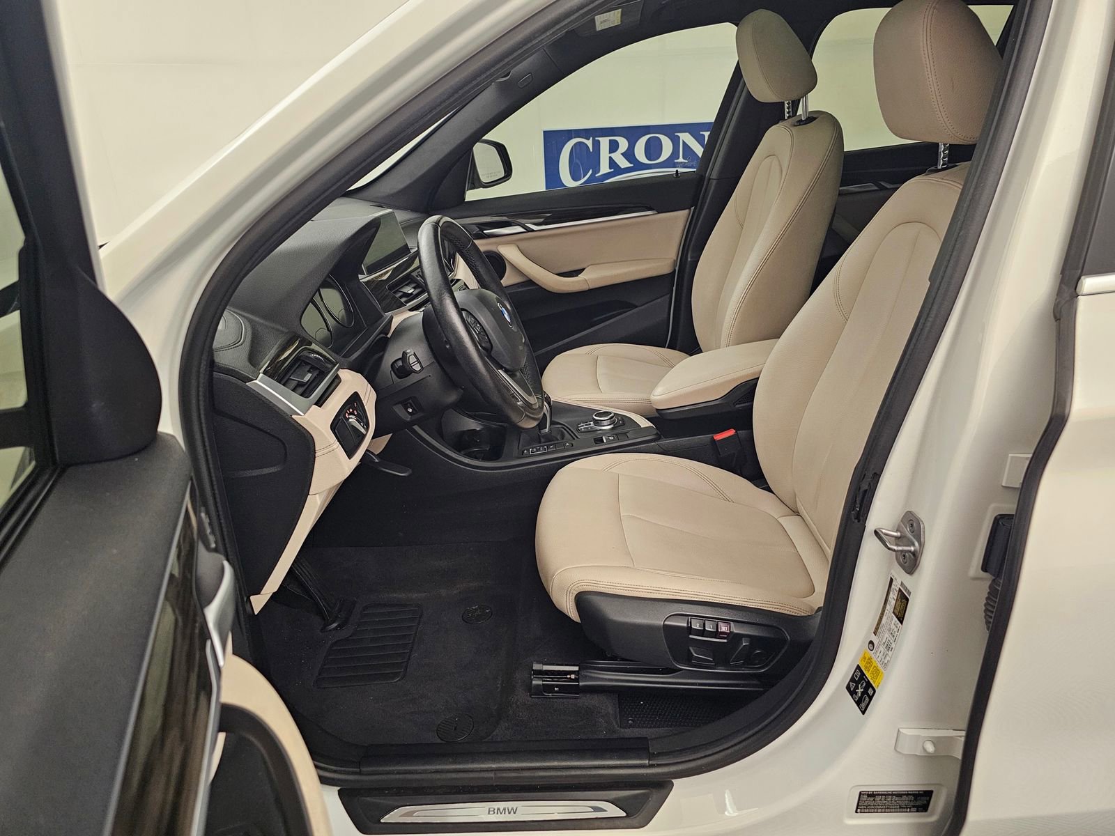 Used 2021 BMW X1 xDrive28i w/ Convenience Package image 14