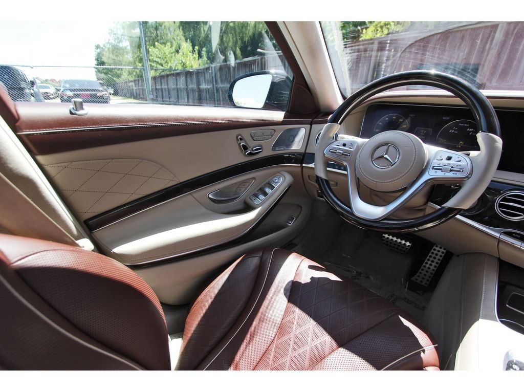 Used 2019 Mercedes-Benz S 560 Sedan image 9