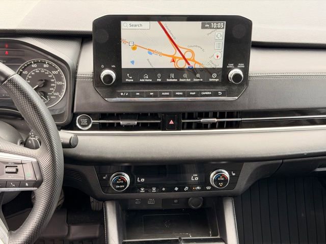 Used 2024 Mitsubishi Outlander AWD image 13