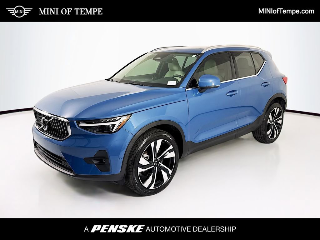 Used 2024 Volvo XC40 B5 Plus w/ Climate Package