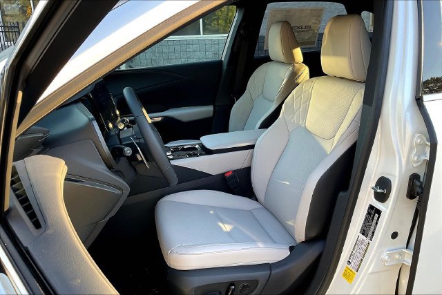 New 2026 Lexus RX 350h AWD/4WD image 9
