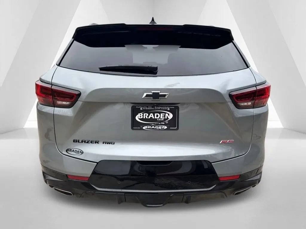 Used 2025 Chevrolet Blazer RS image 6