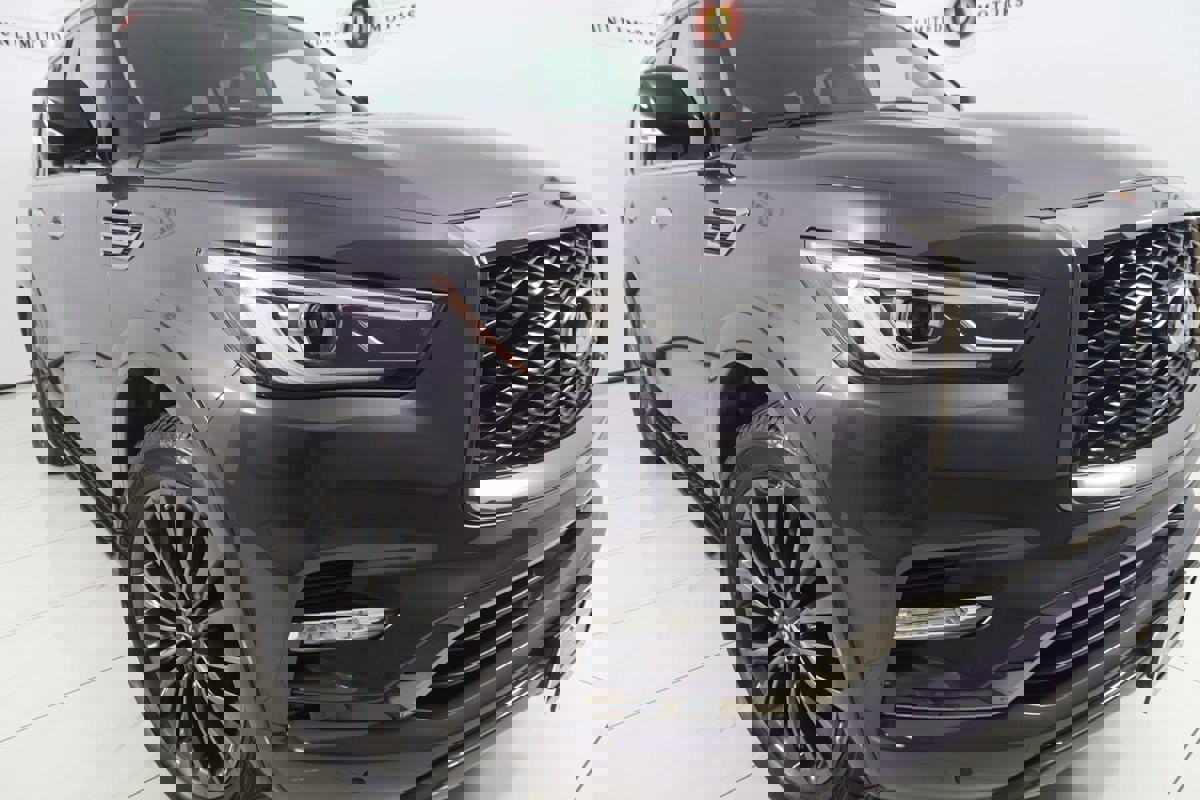 Used 2023 INFINITI QX80 Premium Select w/ All-Season Package image 17