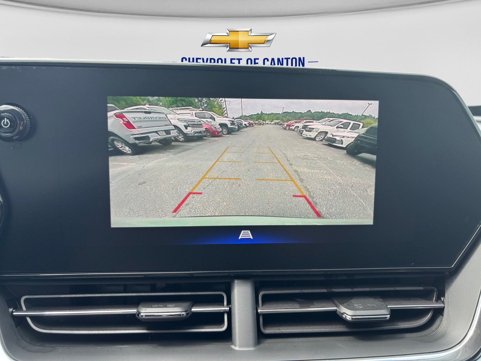 New 2026 Chevrolet Trax ACTIV w/ Driver Confidence Package FWD image 25