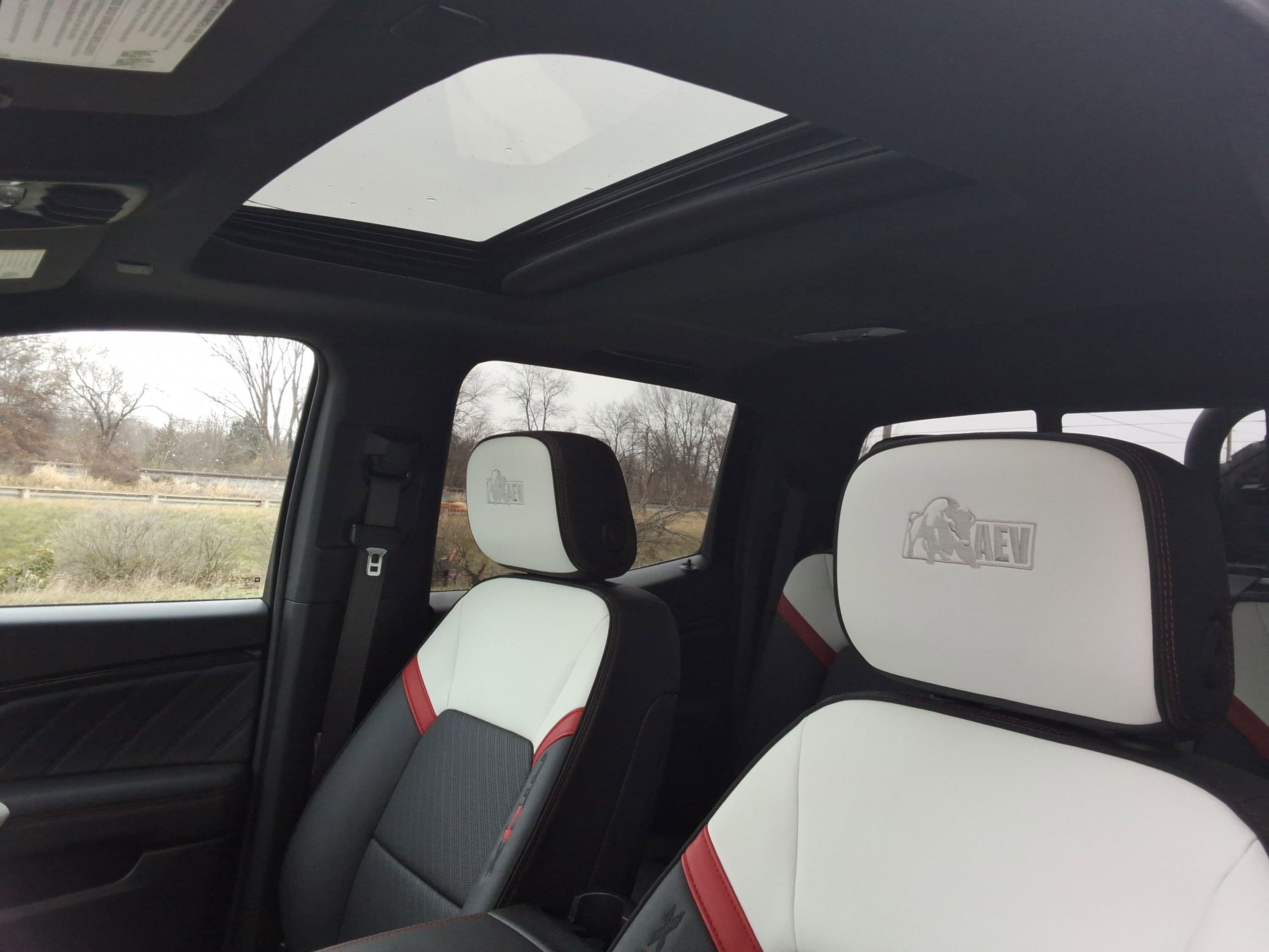 New 2024 GMC Canyon AT4X w/ AT4X AEV Edition image 21