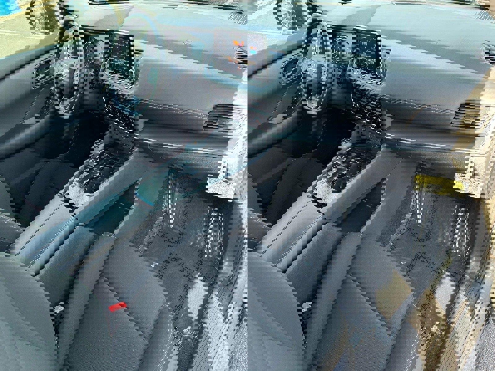 Used 2025 Nissan Rogue S image 13