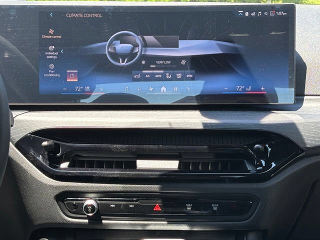 New 2026 BMW 330i xDrive Sedan w/ M Sport Package AWD/4WD image 23