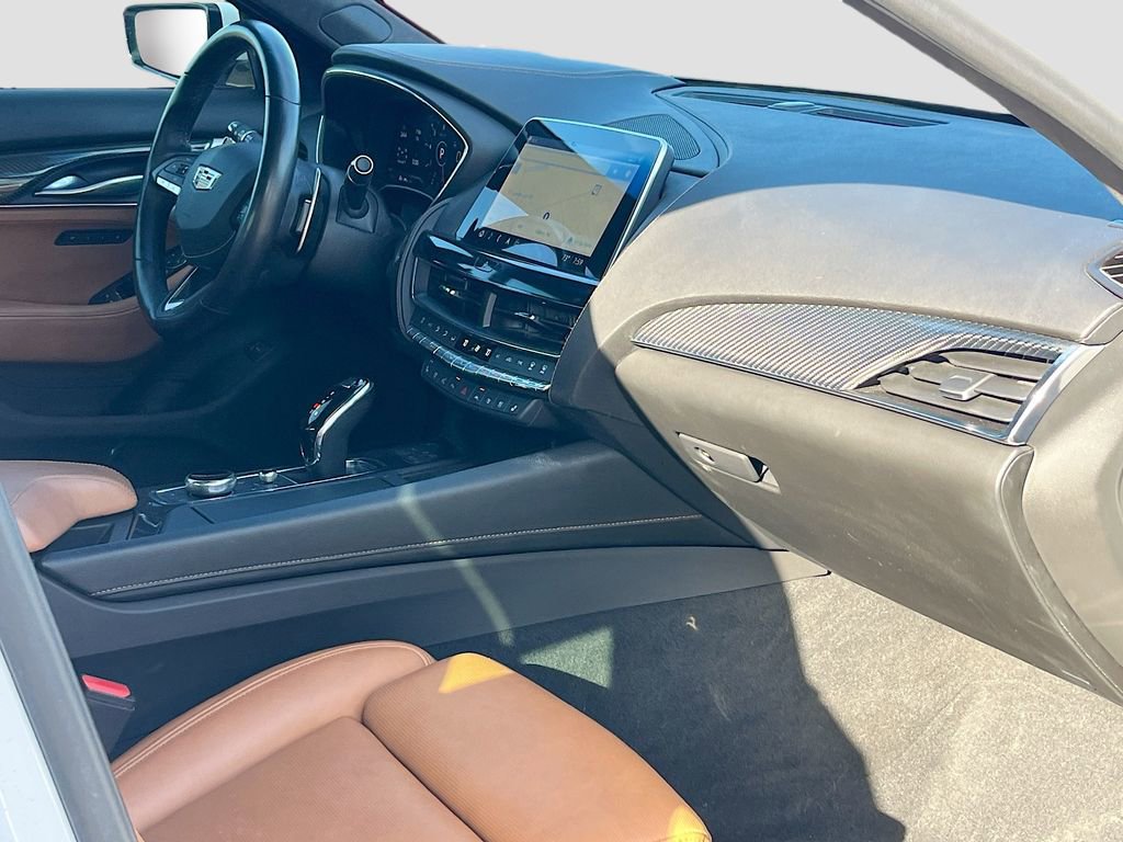 Used 2023 Cadillac CT5 V w/ Platinum Package RWD image 31