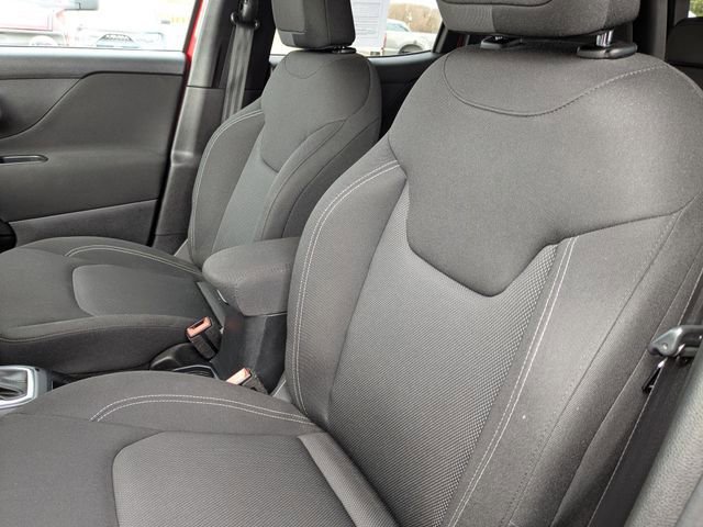 Used 2020 Jeep Renegade Sport image 23