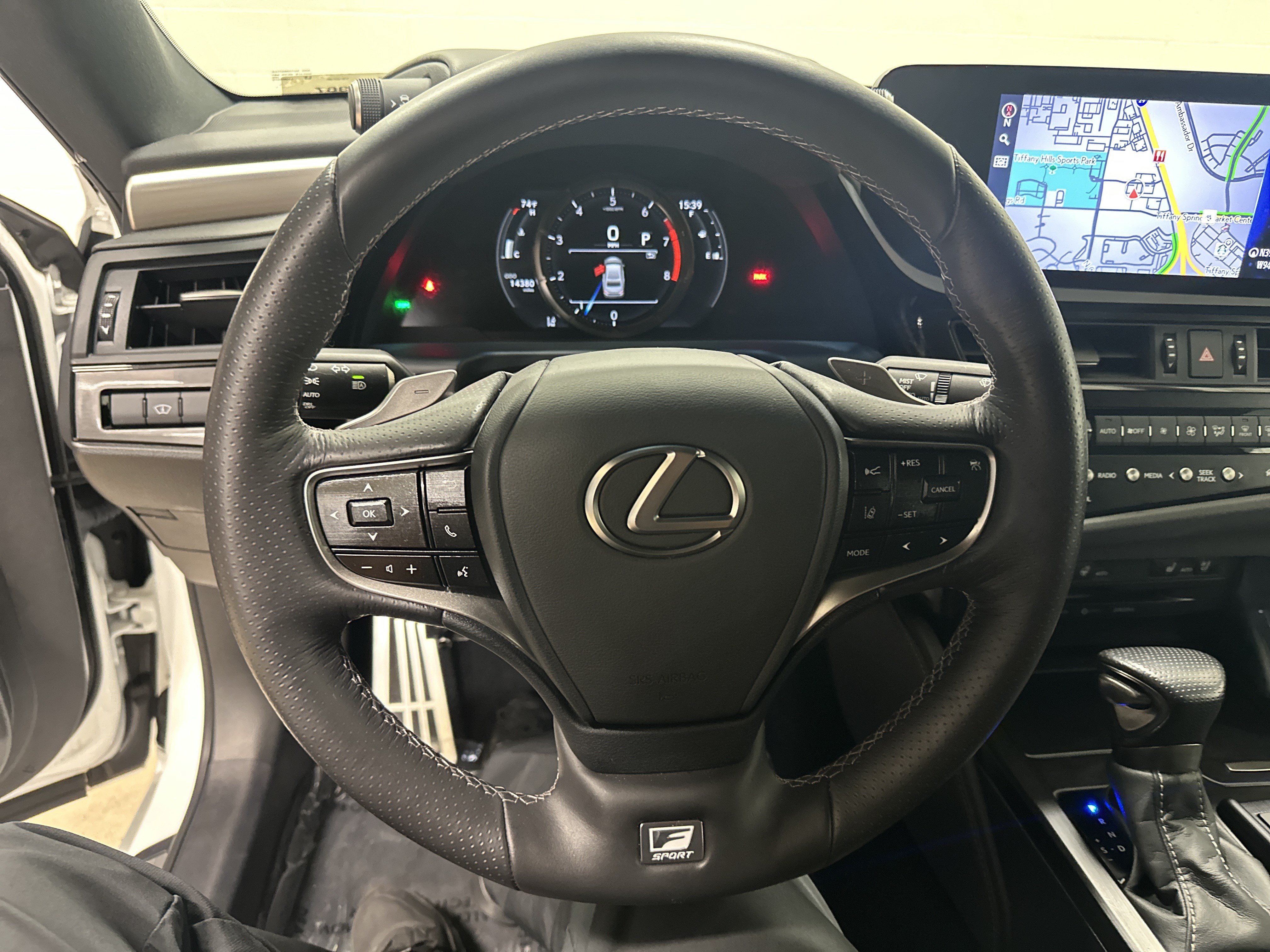 Certified 2022 Lexus ES 350 F Sport w/ Accessory Package FWD image 18
