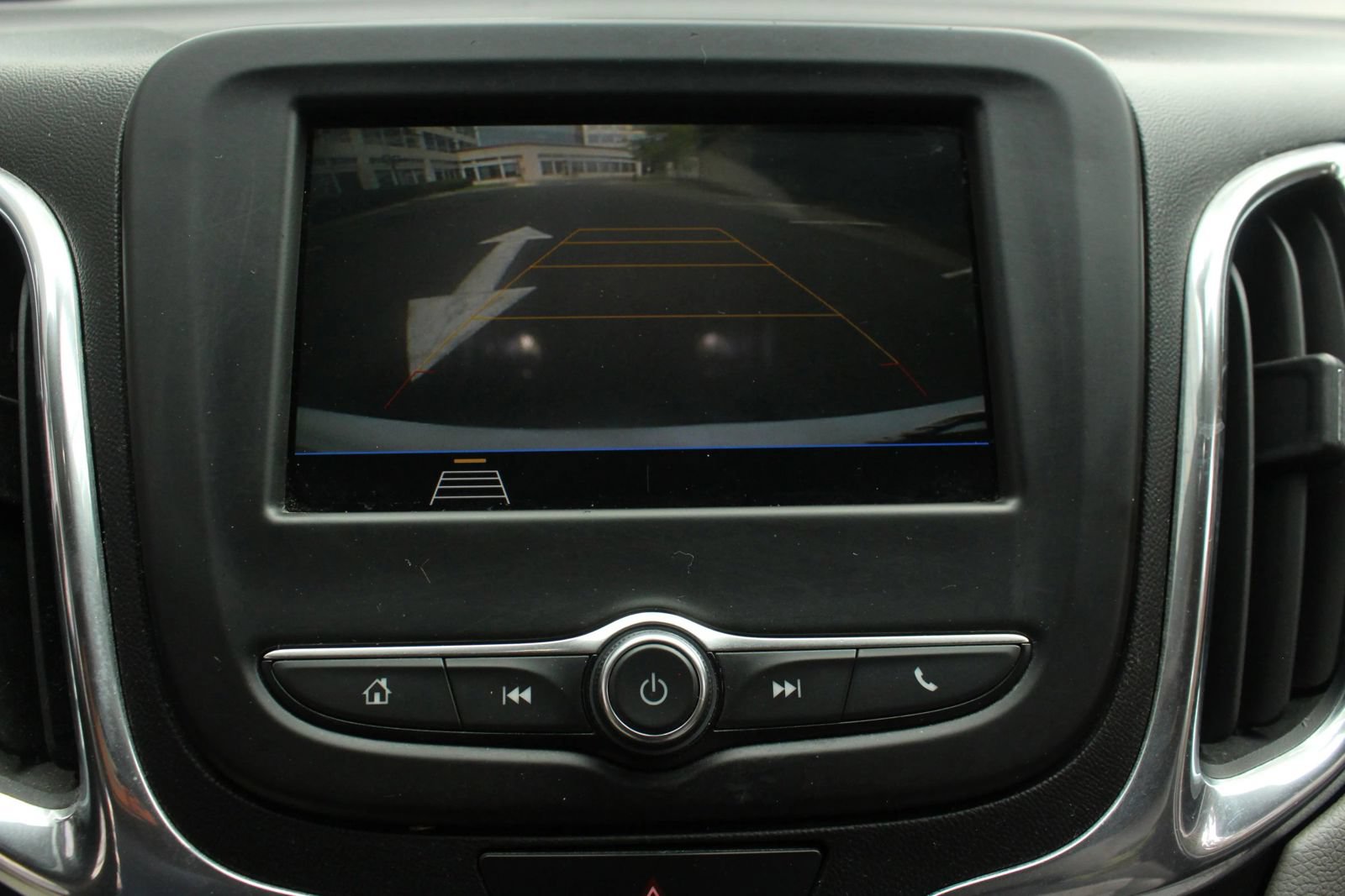 Used 2019 Chevrolet Equinox LT AWD/4WD image 36