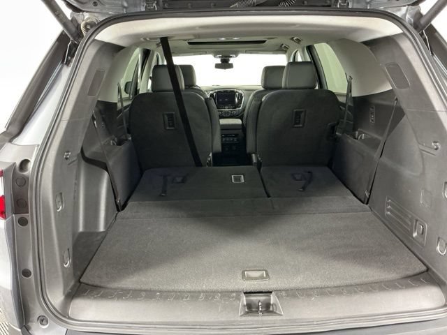 Used 2020 Chevrolet Traverse RS w/ LPO, 'HIT The Road' Package AWD/4WD image 32