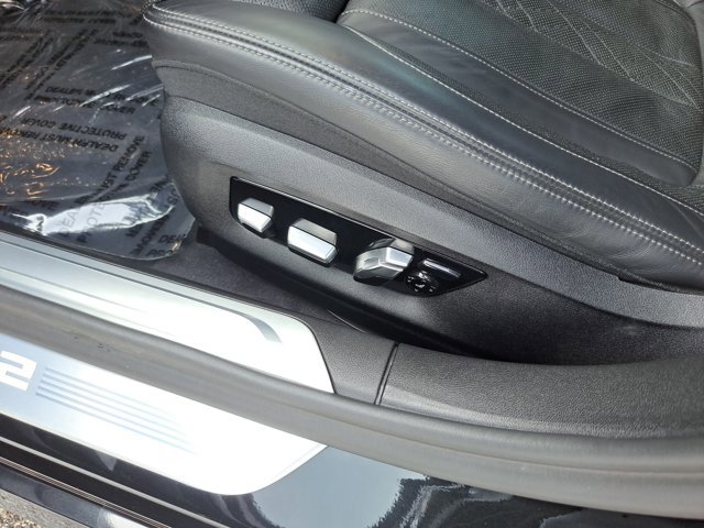Used 2019 BMW M760i xDrive w/ Luxury Rear Seating Package image 20