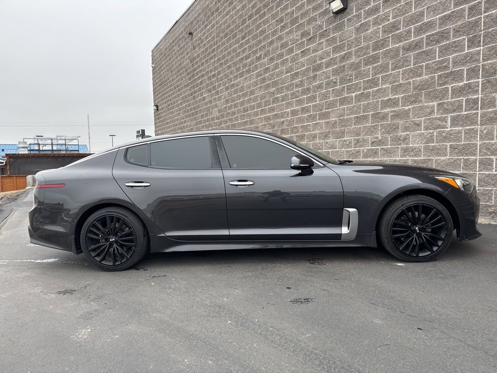 Used 2019 Kia Stinger image 4