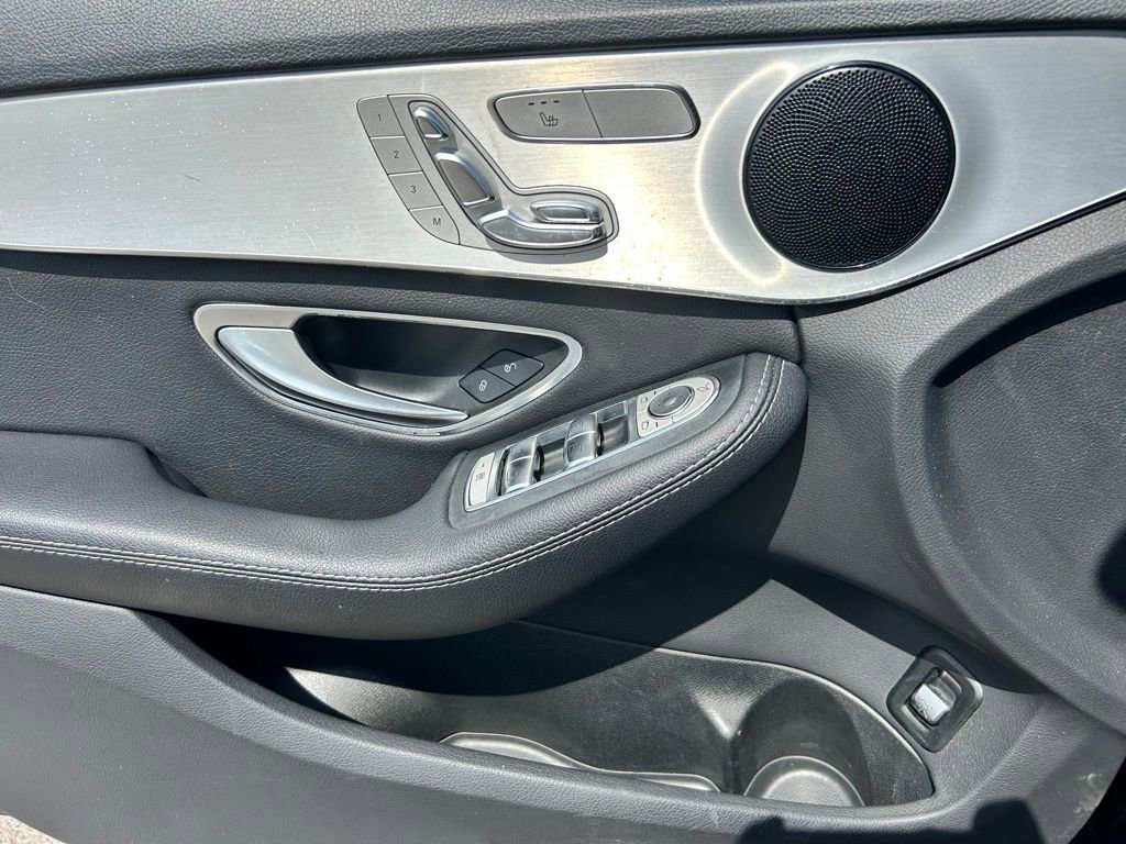 Used 2018 Mercedes-Benz C 300 4MATIC Sedan image 20