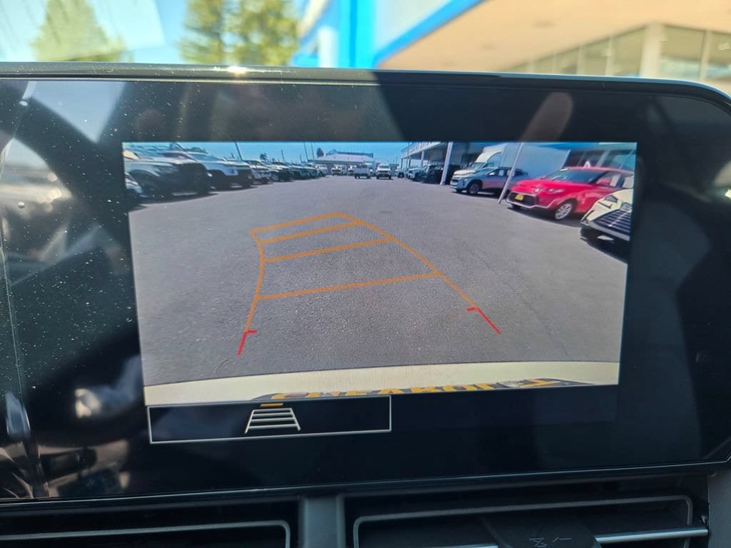 New 2026 Chevrolet Trax LS w/ LS Convenience Package FWD image 7