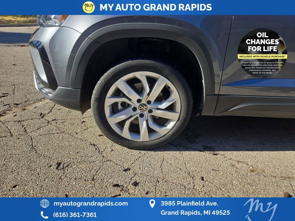 Used 2023 Volkswagen Taos S image 30