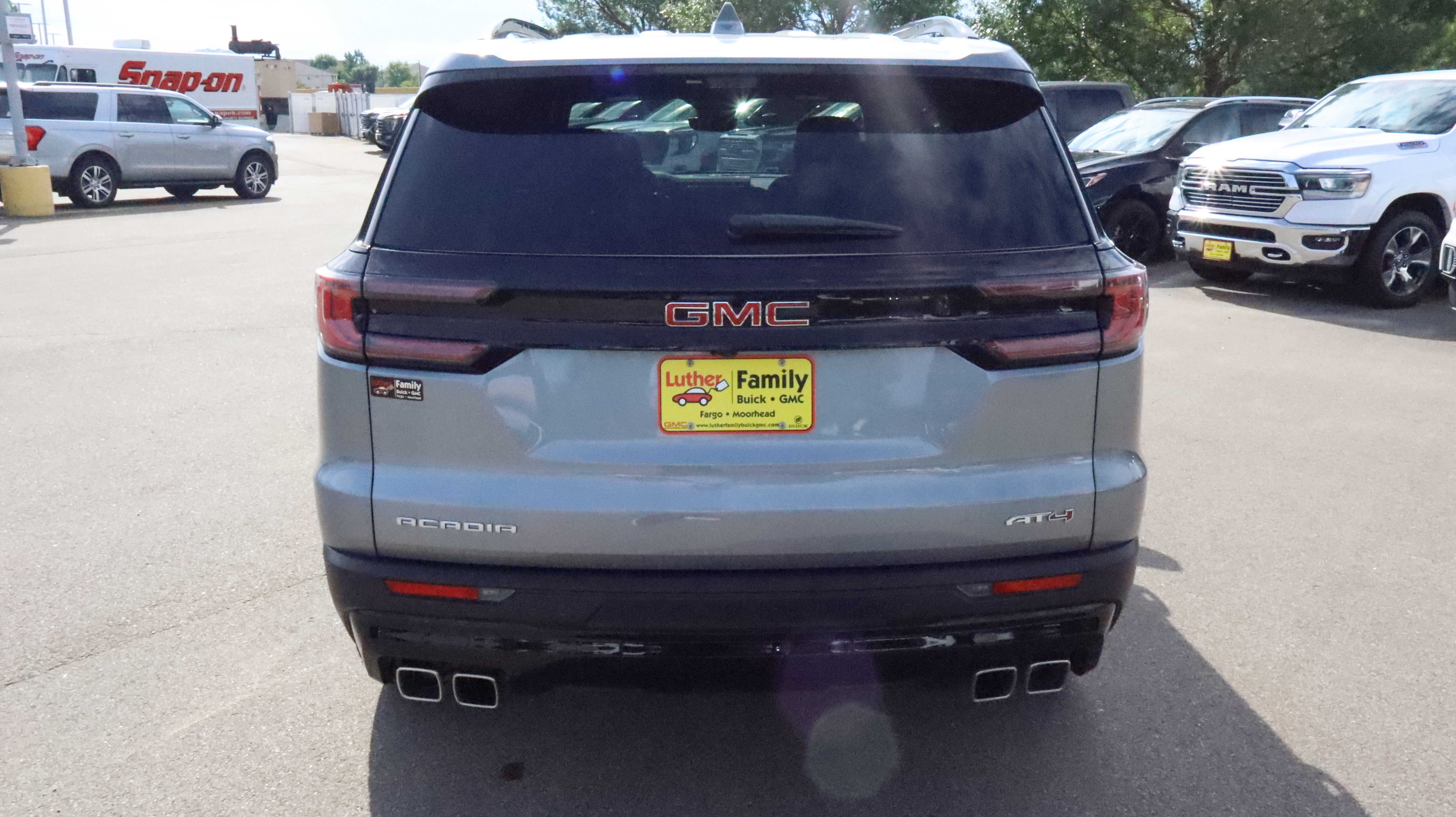 Used 2026 GMC Acadia AT4 w/ LPO, Floor Liner Package AWD/4WD image 6
