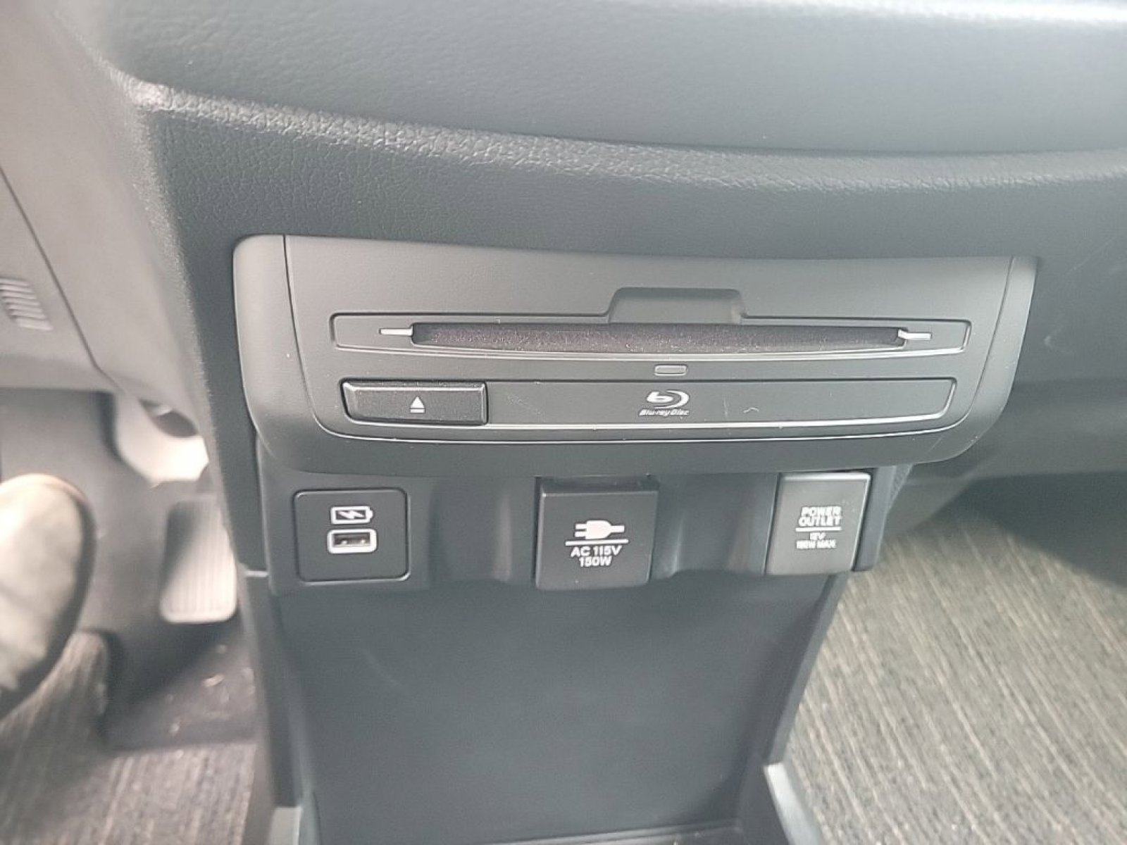 Certified 2024 Honda Odyssey Elite image 32